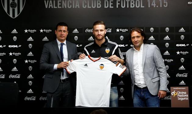 Сальво, Мустафи и Руфете, фото valenciacf.com