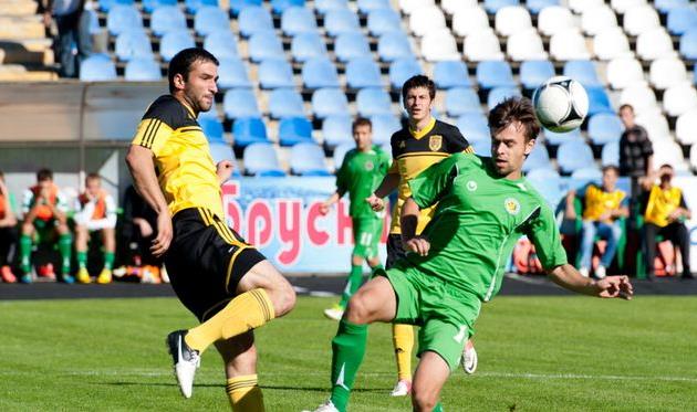 Д. Швец (справа), fcbukovyna.com