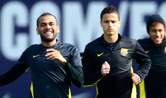 Дани Алвеш, Афеллай и Неймар на тренировке, фото getty images