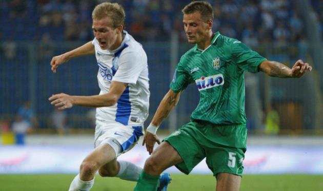 Валерий Лучкевич (слева) против Андрея Гитченко, фото www.fcdnipro.ua