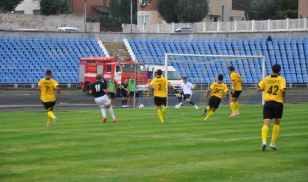 Тот самый гол Локтионова, фото molbuk.ua