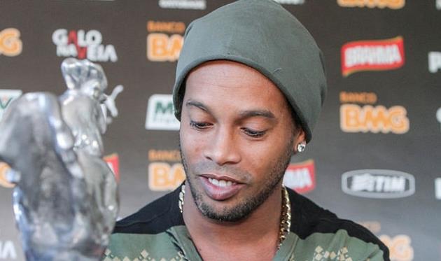 Роналдиньо, lancenet.com.br