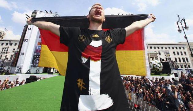 Пер Мертезакер, metro.co.uk