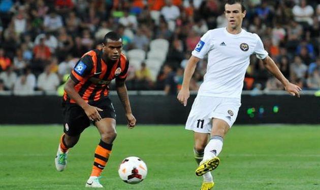 Фернандо против Година, фото М. Масловского, Football.ua