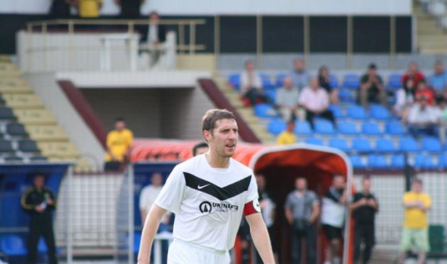 Леонид Бояринцев отыграл так, как и надлежит капитану, фото fcnaftovyk.com.ua