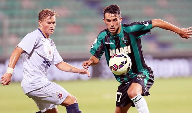 Никола Сансоне (справа) оформил дубль, фото sassuolocalcio.it