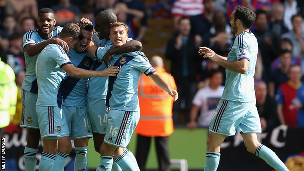 Молотобойцы огорчают Кристал Пэлас, Getty Images