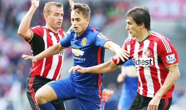 Аднан Янузай (в центре), фото sky sports