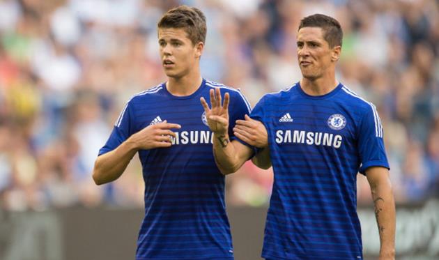 Ван Гинкель и Торрес вскоре могут примерить красно-черные футболки, Getty Images