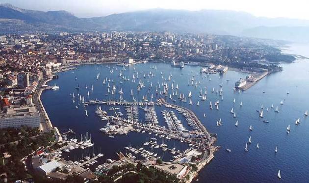 Сплит с высоты птичьего полета, фото google.com