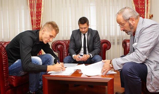 Лукаш Теодорчик (слева), FCDYNAMO.KIEV.UA