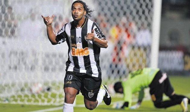 Роналдиньо, revistaestadio.com