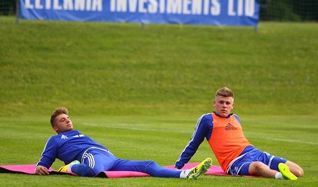 Дмитрий Рыжук (справа), fcdynamo.kiev.ua