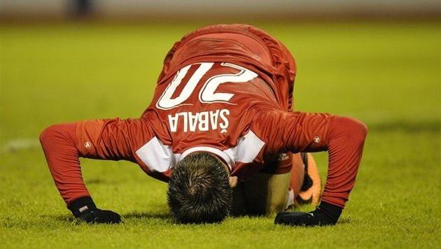 Валерий Шабала оформил дубль в ворота сборной Армении, фото uefa.com