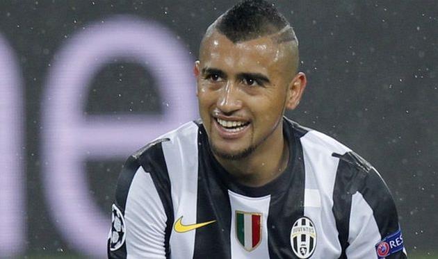 Артуро Видаль, thehardtackle.com