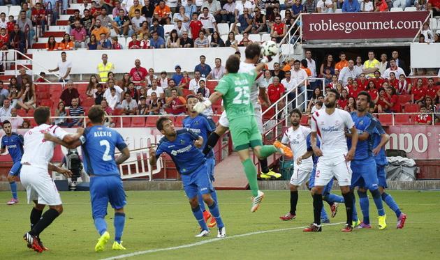 тот самый момент с назначением пенальти, фото Morenatti (Diario AS)