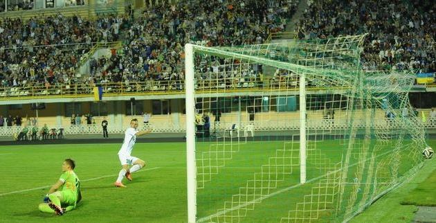 Александр Ковпак забивает второй гол, vorskla.com.ua