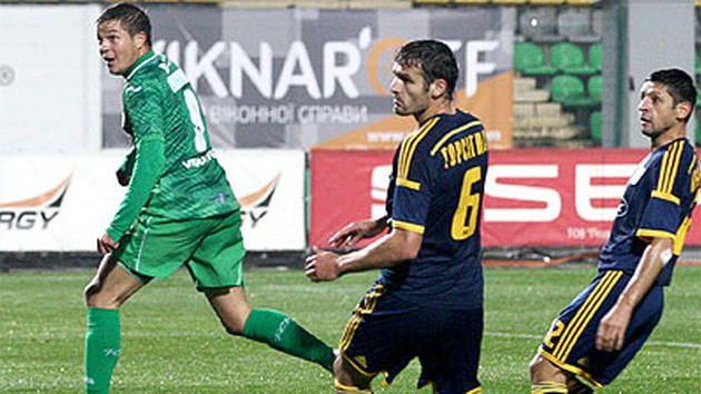 Денис Кожанов (зліва), fckarpaty.lviv.ua