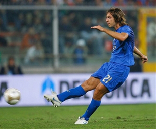 Получите от Пирло, AP