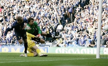 Миллер забивает, фото АР