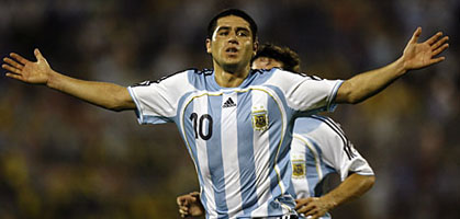 Хуан Роман Рикельме