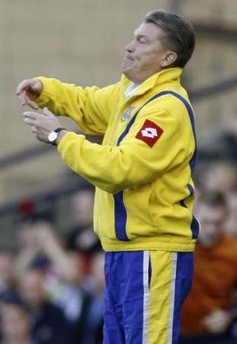 Блин, что же так слабенько...:), Reuters