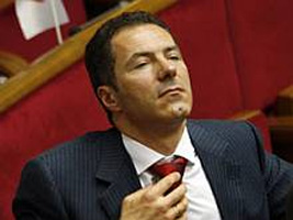 Поезда с рельс сходят, министр переживает о Евро...