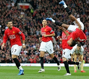 Роналду разучивает новые 