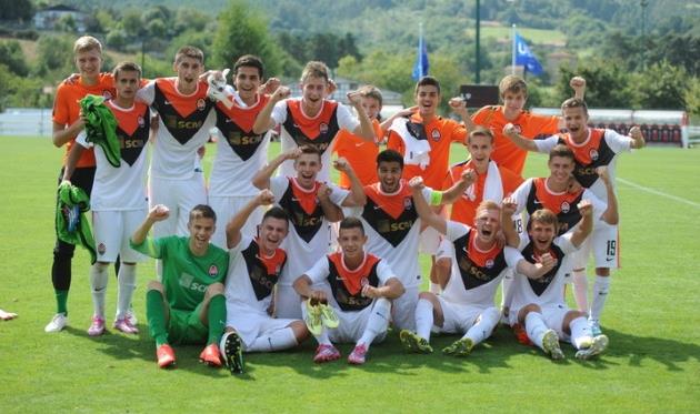 Горняки покорили Бильбао – Денис Арендарук пятый слева в верхнем ряду, фото shakhtar.com