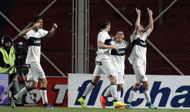 Химнасия обыграла чемпионов Америки, ole.com.ar