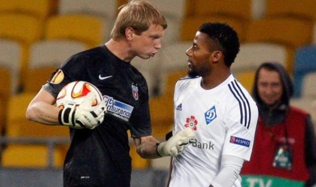 Арлаускис против Ленса, fcdynamo.kiev.ua