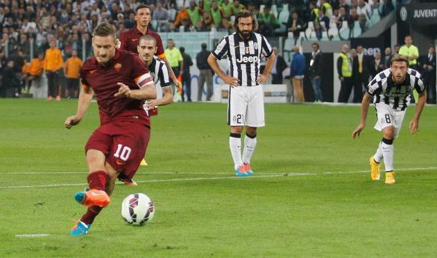 Тотти забивает с пенальти, Getty Images