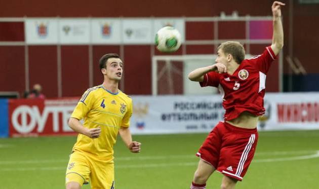 Антон Братков (слева), фото www.fcdynamo.kiev.ua