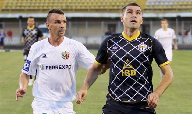 Ковпак против Чечера, фото О. Дубины, Football.ua