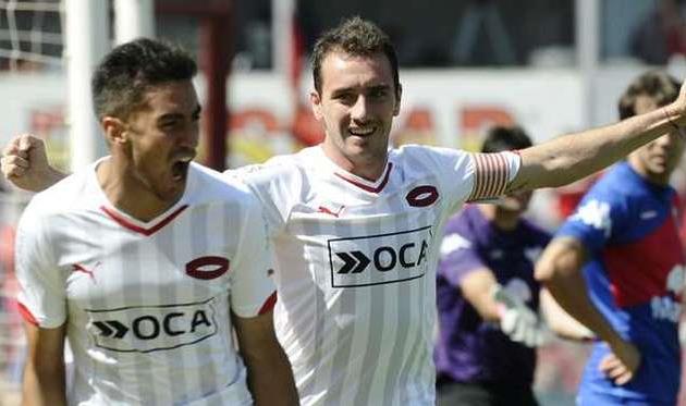 Федерико Манкуэльо (справа), ole.com.ar