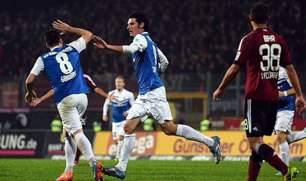 Доминик Штро-Энгль празднует шестой гол в сезоне, фото imago