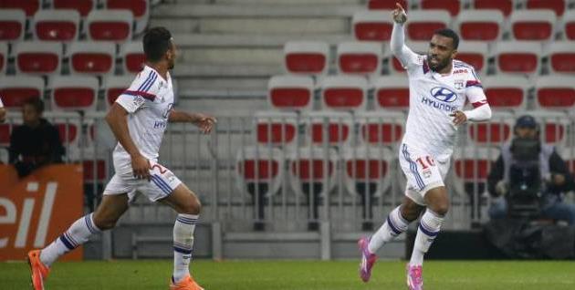 Лига 1. Монако и Сент-Этьенн теряют очки, очередная победа Лиона