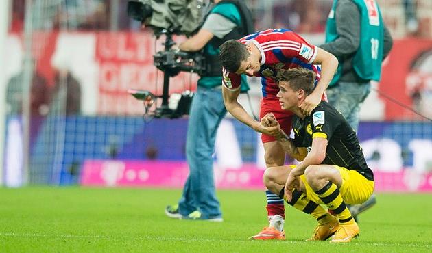 Левандовски утешает Дурма, Getty Images