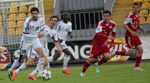 Фото fcgoverla.uz.ua