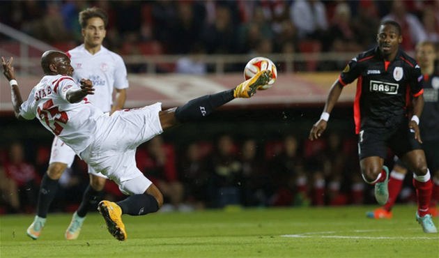 Мбиа - каратист, AS