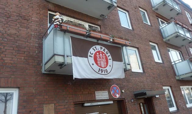 Севернее улицы красных фонарей