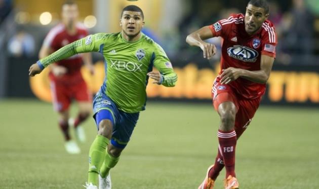 Деандре Йедлин (слева), фото goal.com