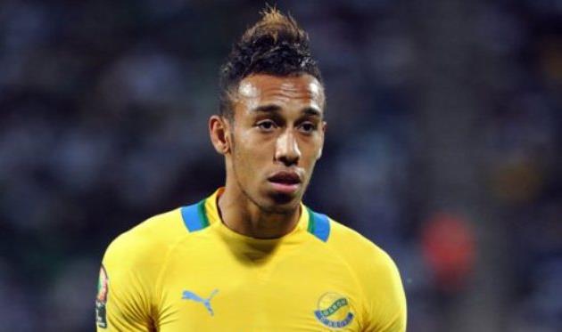 Пьер-Эмерик Обамеянг, Фото fm-base.co.uk