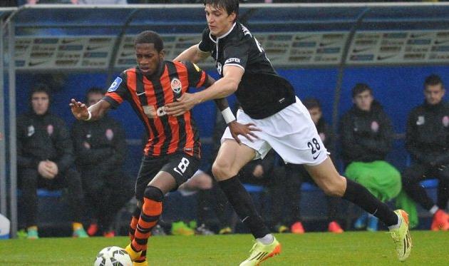 Филипп Будковский против Фреда, фото И.Хохлова, Football.ua