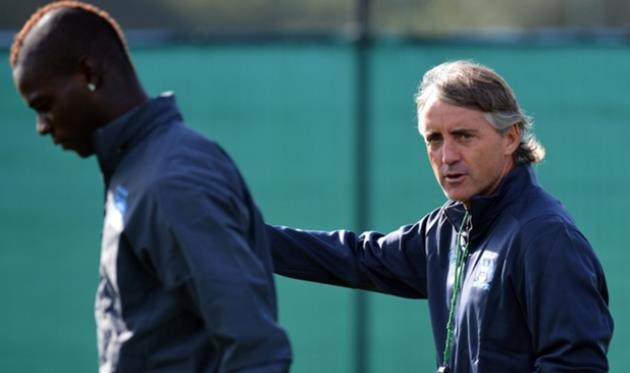 Марио Балотелли и Роберто Манчини, фото getty images