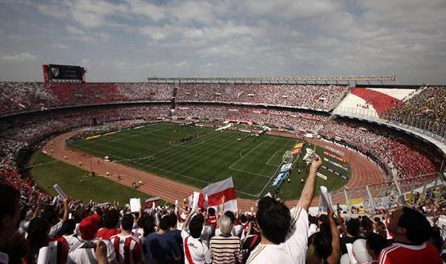 Ривер Плейт распродал все билеты на Суперкласико