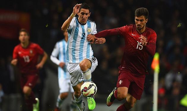 Анхель Ди Мария (слева), Getty Images