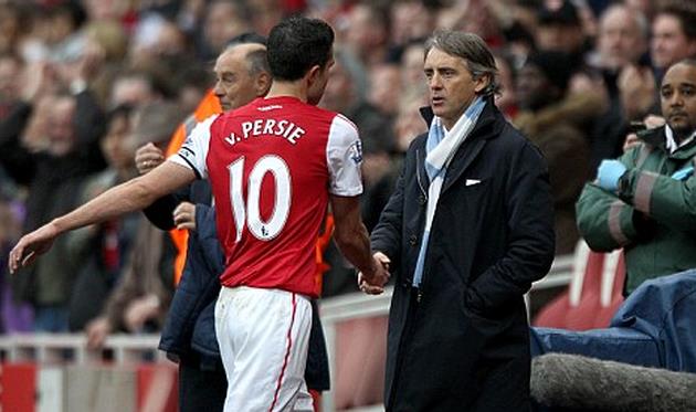 Робин ван Перси и Роберто Манчини, PA