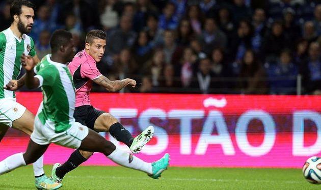 Кристиан Тельо забил свой первый гол в Примейре в текущем сезоне, фото maisfutebol.iol.pt