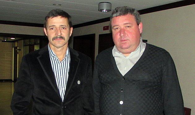 Президент ФК Буковина Сергій Гринюк (ліворуч) та віце-президент клубу Роман Дрінь, фото А.Валерка, Football.ua